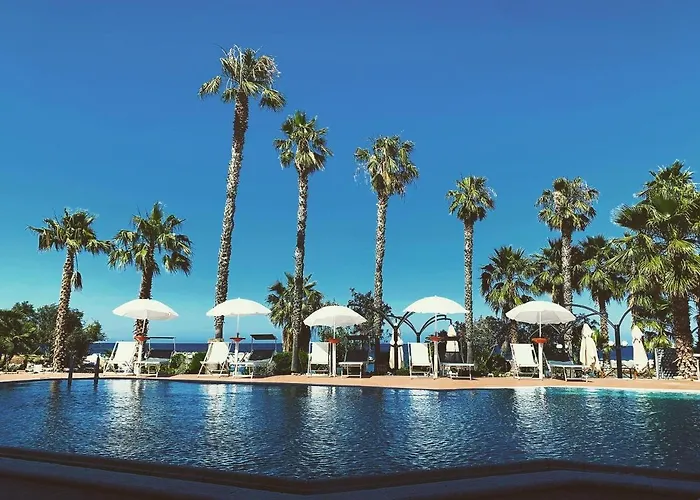 Palm Beach Club Hotel