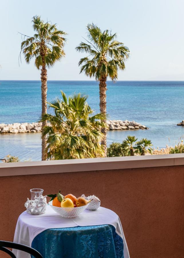 Palm Club Hotel 4*